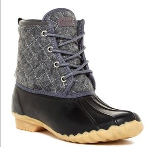 Chooka grey Duck boots